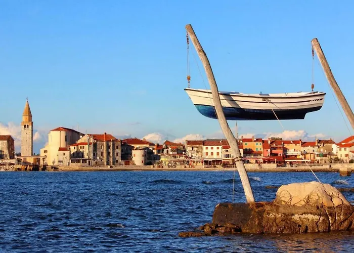 Spacious In Apartment Umag