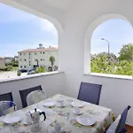 Spacious In Daire Umag